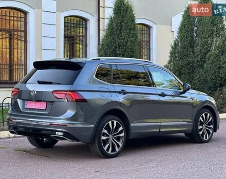 Серый Фольксваген Tiguan Allspace, объемом двигателя 2 л и пробегом 231 тыс. км за 27000 $, фото 9 на Automoto.ua
