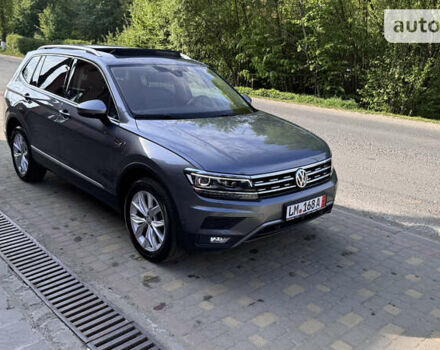 Сірий Фольксваген Tiguan Allspace, об'ємом двигуна 2 л та пробігом 149 тис. км за 31900 $, фото 2 на Automoto.ua