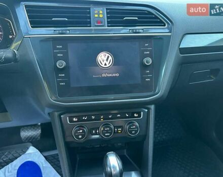 Серый Фольксваген Tiguan Allspace, объемом двигателя 2 л и пробегом 231 тыс. км за 27000 $, фото 18 на Automoto.ua