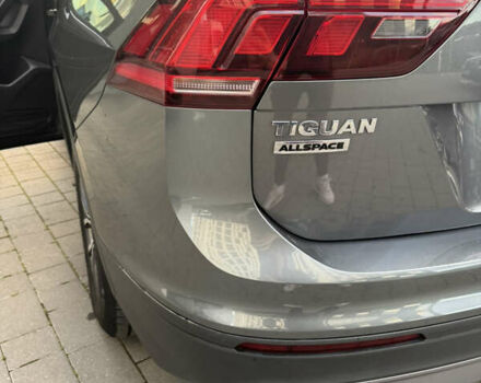 Сірий Фольксваген Tiguan Allspace, об'ємом двигуна 1.98 л та пробігом 237 тис. км за 27500 $, фото 47 на Automoto.ua