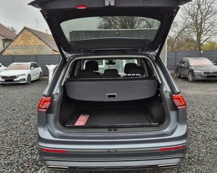 Серый Фольксваген Tiguan Allspace, объемом двигателя 2 л и пробегом 184 тыс. км за 29499 $, фото 22 на Automoto.ua