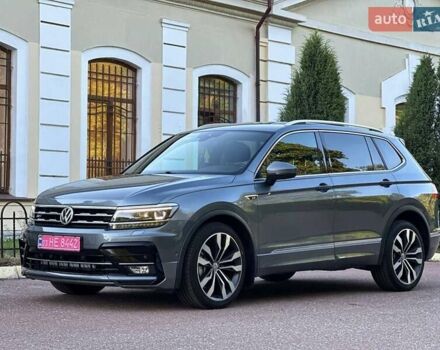 Серый Фольксваген Tiguan Allspace, объемом двигателя 2 л и пробегом 231 тыс. км за 27000 $, фото 14 на Automoto.ua