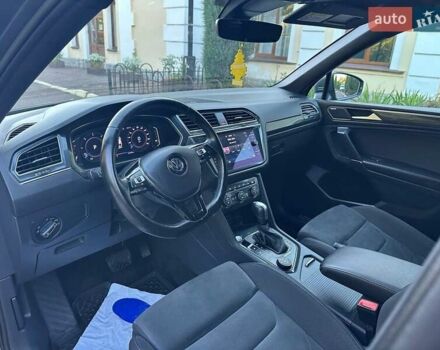 Серый Фольксваген Tiguan Allspace, объемом двигателя 2 л и пробегом 231 тыс. км за 27000 $, фото 10 на Automoto.ua