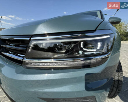 Серый Фольксваген Tiguan Allspace, объемом двигателя 2 л и пробегом 79 тыс. км за 23800 $, фото 11 на Automoto.ua