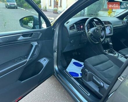 Серый Фольксваген Tiguan Allspace, объемом двигателя 2 л и пробегом 231 тыс. км за 27000 $, фото 41 на Automoto.ua