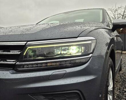 Серый Фольксваген Tiguan Allspace, объемом двигателя 2 л и пробегом 184 тыс. км за 29499 $, фото 8 на Automoto.ua