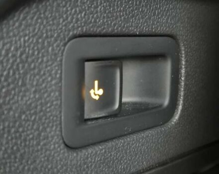 Серый Фольксваген Tiguan Allspace, объемом двигателя 2 л и пробегом 184 тыс. км за 29499 $, фото 24 на Automoto.ua