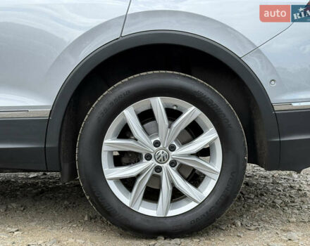 Серый Фольксваген Tiguan Allspace, объемом двигателя 2 л и пробегом 192 тыс. км за 29874 $, фото 23 на Automoto.ua