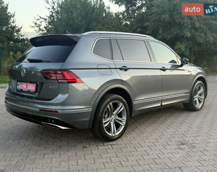 Серый Фольксваген Tiguan Allspace, объемом двигателя 2 л и пробегом 234 тыс. км за 26700 $, фото 14 на Automoto.ua
