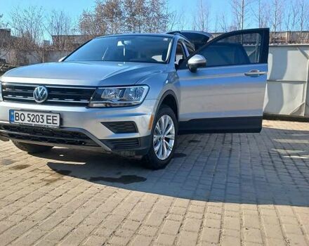 Сірий Фольксваген Tiguan Allspace, об'ємом двигуна 2 л та пробігом 16 тис. км за 24900 $, фото 7 на Automoto.ua