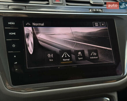 Серый Фольксваген Tiguan Allspace, объемом двигателя 2 л и пробегом 192 тыс. км за 29874 $, фото 71 на Automoto.ua
