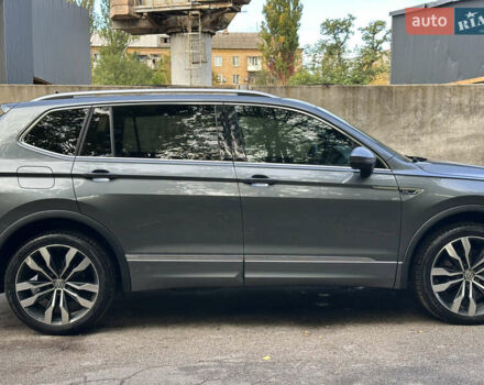 Фольксваген Tiguan Allspace 2020 в Кривом Роге на Automoto.ua Серый Фольксваген Tiguan Allspace, объемом двигателя 2 л и пробегом 86 тыс. км за 26500 $, фото 8 на Automoto.ua
