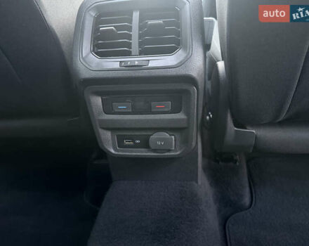 Серый Фольксваген Tiguan Allspace, объемом двигателя 2 л и пробегом 234 тыс. км за 26700 $, фото 48 на Automoto.ua
