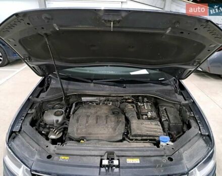 Серый Фольксваген Tiguan Allspace, объемом двигателя 2 л и пробегом 140 тыс. км за 13300 $, фото 6 на Automoto.ua