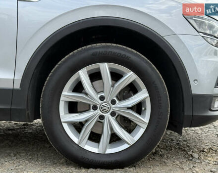 Серый Фольксваген Tiguan Allspace, объемом двигателя 2 л и пробегом 192 тыс. км за 29874 $, фото 25 на Automoto.ua