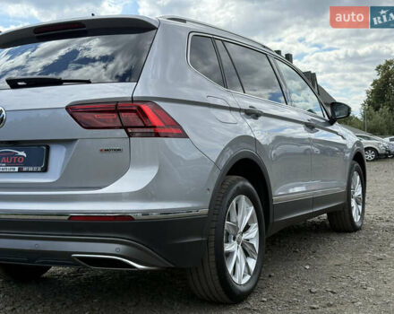 Серый Фольксваген Tiguan Allspace, объемом двигателя 2 л и пробегом 192 тыс. км за 29874 $, фото 12 на Automoto.ua