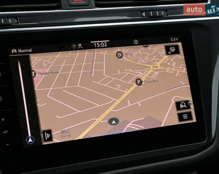 Сірий Фольксваген Tiguan Allspace, об'ємом двигуна 2 л та пробігом 204 тис. км за 29070 $, фото 69 на Automoto.ua