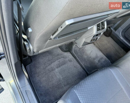 Сірий Фольксваген Tiguan Allspace, об'ємом двигуна 2 л та пробігом 189 тис. км за 27950 $, фото 58 на Automoto.ua