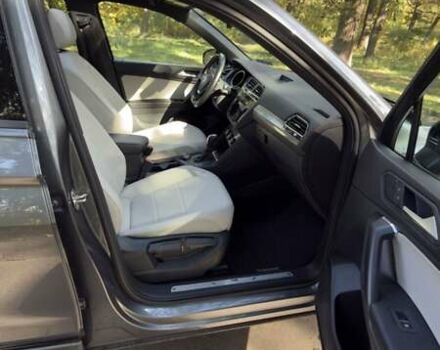 Серый Фольксваген Tiguan Allspace, объемом двигателя 2 л и пробегом 70 тыс. км за 24500 $, фото 13 на Automoto.ua