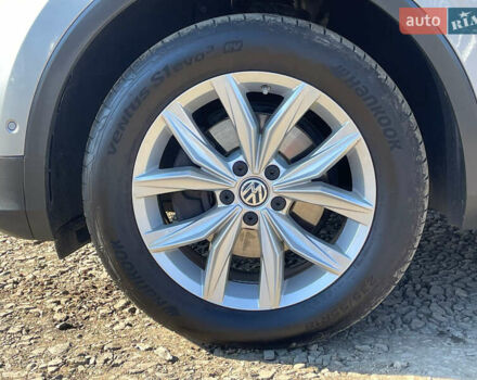 Фольксваген Tiguan Allspace 2021 в Луцке на Automoto.ua Серый Фольксваген Tiguan Allspace, объемом двигателя 2 л и пробегом 192 тыс. км за 29492 $, фото 13 на Automoto.ua