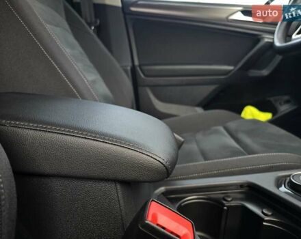 Фольксваген Tiguan Allspace 2021 в Луцке на Automoto.ua Серый Фольксваген Tiguan Allspace, объемом двигателя 0 л и пробегом 190 тыс. км за 33000 $, фото 80 на Automoto.ua