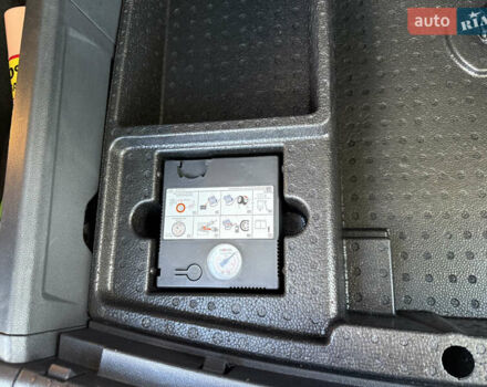 Сірий Фольксваген Tiguan Allspace, об'ємом двигуна 2 л та пробігом 189 тис. км за 27950 $, фото 37 на Automoto.ua