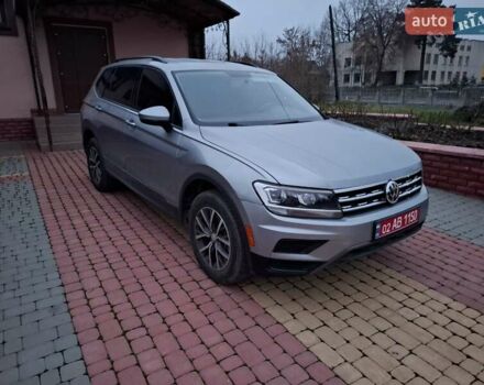Серый Фольксваген Tiguan Allspace, объемом двигателя 2 л и пробегом 89 тыс. км за 19800 $, фото 3 на Automoto.ua