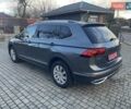 Серый Фольксваген Tiguan Allspace, объемом двигателя 2 л и пробегом 184 тыс. км за 35899 $, фото 2 на Automoto.ua