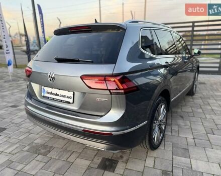 Серый Фольксваген Tiguan Allspace, объемом двигателя 2 л и пробегом 174 тыс. км за 33700 $, фото 12 на Automoto.ua