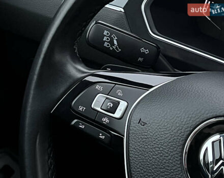 Сірий Фольксваген Tiguan Allspace, об'ємом двигуна 2 л та пробігом 204 тис. км за 29070 $, фото 57 на Automoto.ua
