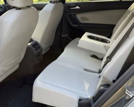 Серый Фольксваген Tiguan Allspace, объемом двигателя 2 л и пробегом 70 тыс. км за 24500 $, фото 9 на Automoto.ua