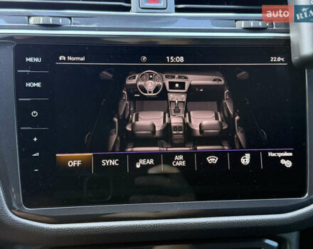 Сірий Фольксваген Tiguan Allspace, об'ємом двигуна 2 л та пробігом 189 тис. км за 27950 $, фото 98 на Automoto.ua