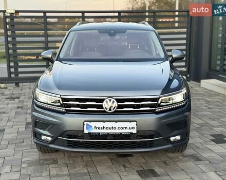 Серый Фольксваген Tiguan Allspace, объемом двигателя 2 л и пробегом 174 тыс. км за 33700 $, фото 1 на Automoto.ua