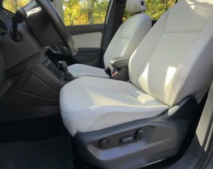 Серый Фольксваген Tiguan Allspace, объемом двигателя 2 л и пробегом 70 тыс. км за 24500 $, фото 1 на Automoto.ua