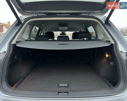 Сірий Фольксваген Tiguan Allspace, об'ємом двигуна 2 л та пробігом 204 тис. км за 29070 $, фото 38 на Automoto.ua