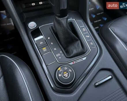Серый Фольксваген Tiguan Allspace, объемом двигателя 2 л и пробегом 174 тыс. км за 33700 $, фото 25 на Automoto.ua