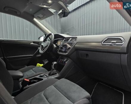 Фольксваген Tiguan Allspace 2021 в Луцке на Automoto.ua Серый Фольксваген Tiguan Allspace, объемом двигателя 0 л и пробегом 190 тыс. км за 33000 $, фото 59 на Automoto.ua