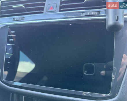 Сірий Фольксваген Tiguan Allspace, об'ємом двигуна 2 л та пробігом 189 тис. км за 27950 $, фото 83 на Automoto.ua
