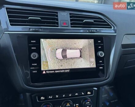 Серый Фольксваген Tiguan Allspace, объемом двигателя 2 л и пробегом 174 тыс. км за 33700 $, фото 23 на Automoto.ua