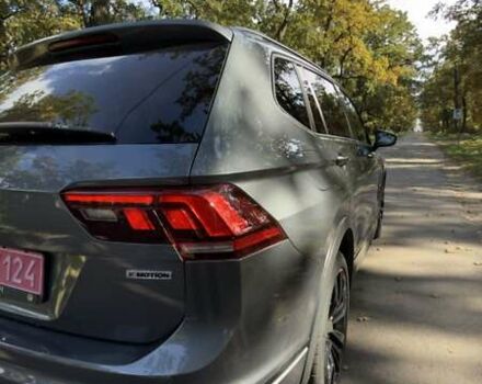 Серый Фольксваген Tiguan Allspace, объемом двигателя 2 л и пробегом 70 тыс. км за 24500 $, фото 5 на Automoto.ua