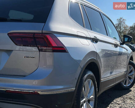 Фольксваген Tiguan Allspace 2021 в Луцке на Automoto.ua Серый Фольксваген Tiguan Allspace, объемом двигателя 2 л и пробегом 192 тыс. км за 29492 $, фото 9 на Automoto.ua