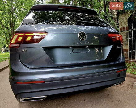 Серый Фольксваген Tiguan Allspace, объемом двигателя 2 л и пробегом 80 тыс. км за 21500 $, фото 7 на Automoto.ua
