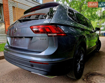 Серый Фольксваген Tiguan Allspace, объемом двигателя 2 л и пробегом 80 тыс. км за 21500 $, фото 6 на Automoto.ua