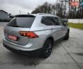 Сірий Фольксваген Tiguan Allspace, об'ємом двигуна 2 л та пробігом 156 тис. км за 22450 $, фото 13 на Automoto.ua