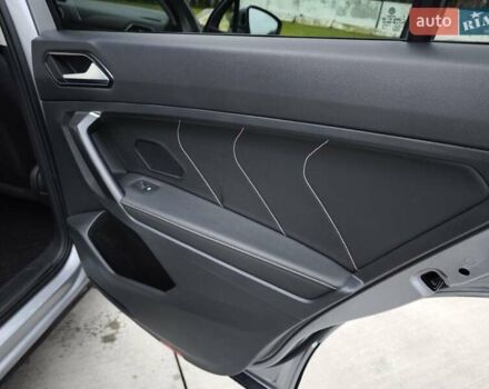 Сірий Фольксваген Tiguan Allspace, об'ємом двигуна 2 л та пробігом 156 тис. км за 22450 $, фото 36 на Automoto.ua