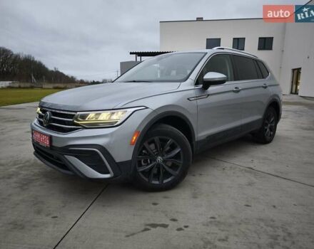 Сірий Фольксваген Tiguan Allspace, об'ємом двигуна 2 л та пробігом 156 тис. км за 22450 $, фото 9 на Automoto.ua