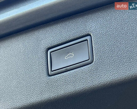 Серый Фольксваген Tiguan Allspace, объемом двигателя 2 л и пробегом 172 тыс. км за 34814 $, фото 44 на Automoto.ua