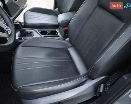 Сірий Фольксваген Tiguan Allspace, об'ємом двигуна 2 л та пробігом 156 тис. км за 22450 $, фото 29 на Automoto.ua