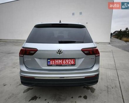 Сірий Фольксваген Tiguan Allspace, об'ємом двигуна 2 л та пробігом 156 тис. км за 22450 $, фото 6 на Automoto.ua