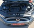 Серый Фольксваген Tiguan Allspace, объемом двигателя 2 л и пробегом 93 тыс. км за 23999 $, фото 10 на Automoto.ua